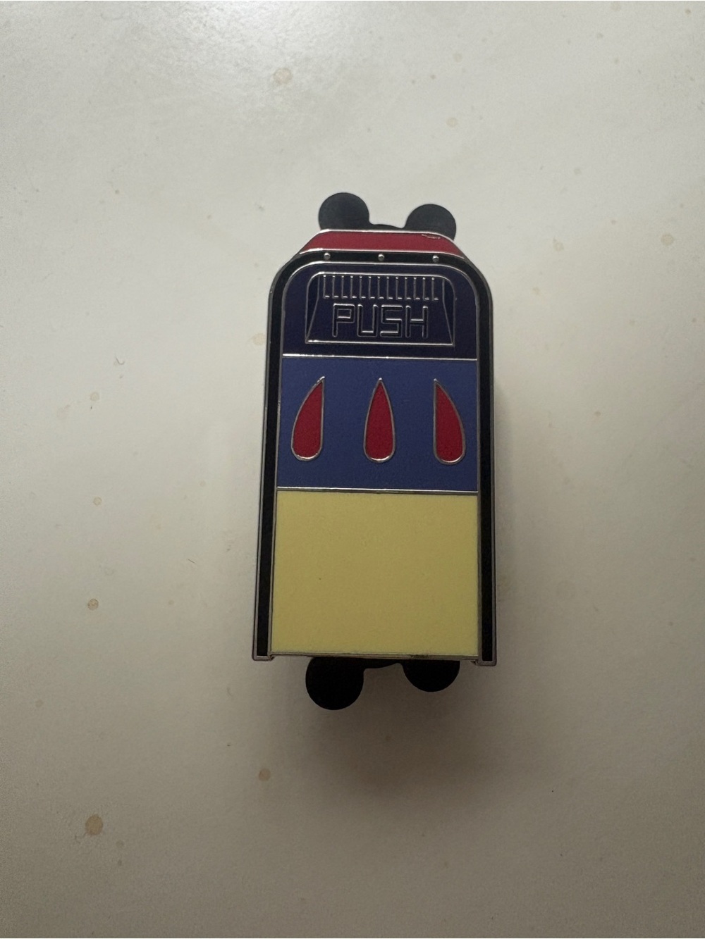 Disney Character Trash Bins Snow White Disney Pins Trash Cans